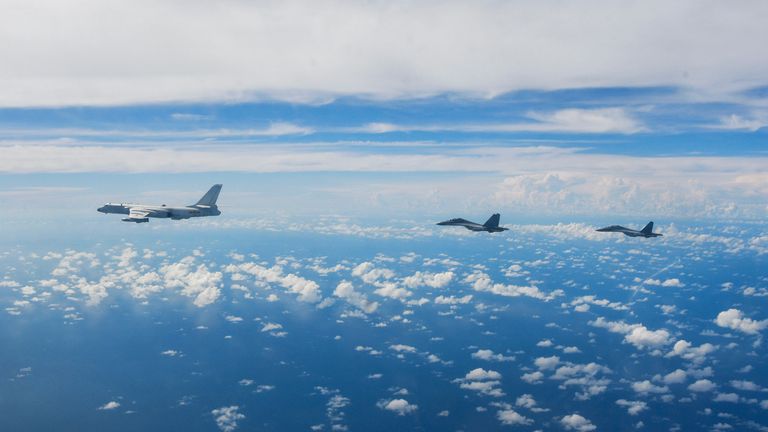 In this photo released by Xinhua News Agency, aircraft of the Eastern Theater Command of the Chinese People&#39;s Liberation Army (PLA) conduct a joint combat training exercises around the Taiwan Island on Sunday, Aug. 7, 2022. 
PIC:Xinhua /AP