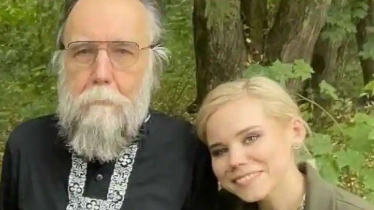 Darya Dugina with Alexander Dugin. Pic: Twitter