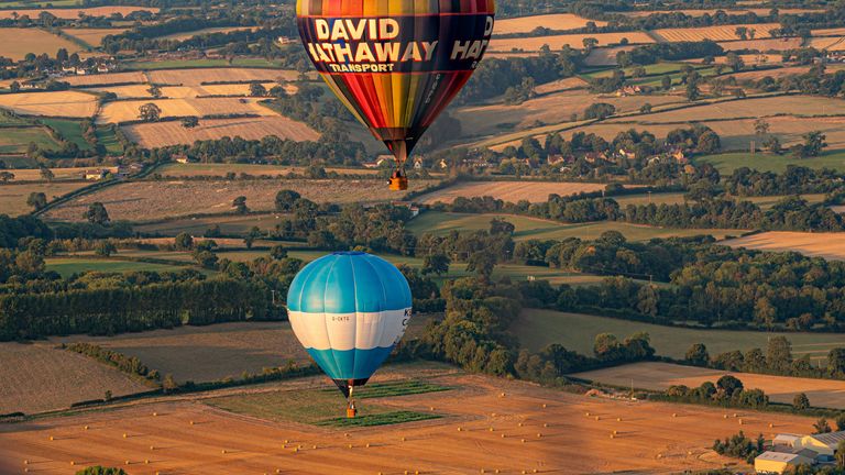 Hot air balloons in British heatwave