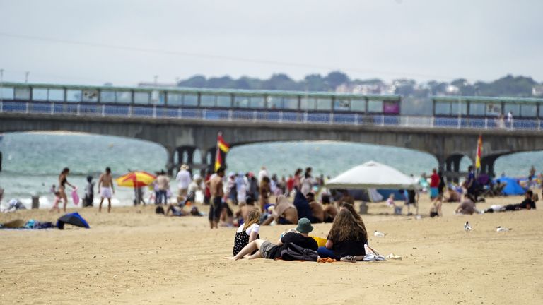 Heatwave expected to hit UK next week as temperatures could reach mid-30s