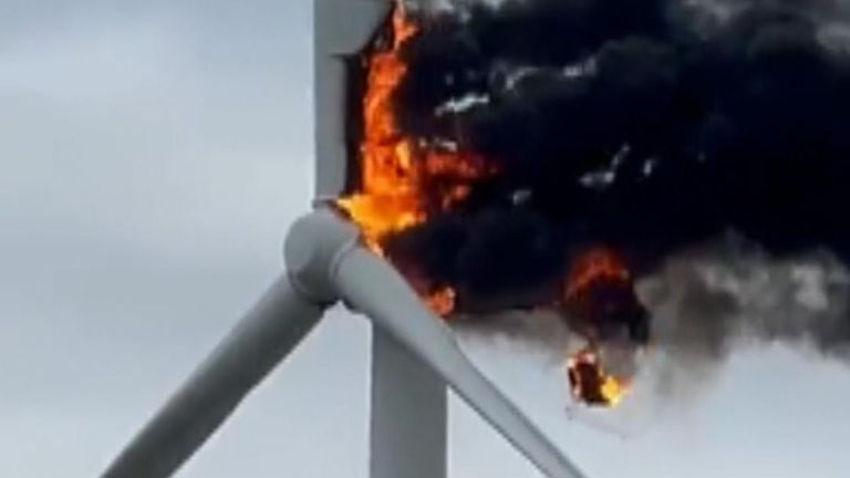Debris Falls From Burning Wind Turbine in Hull