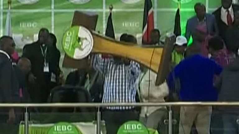 Scuffles have broken out at a main presidential election count centre in Kenya as officials prepared to announce the results.