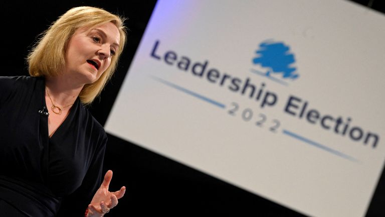 Britain&#39;s Conservative Party leadership candidate Liz Truss speaks during a hustings event, part of the Conservative party leadership campaign, in Cheltenham, Britain, August 11, 2022. REUTERS/Toby Melville