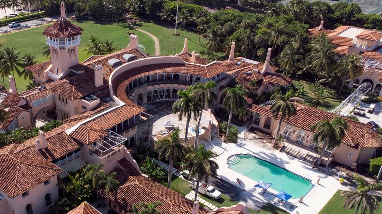 An aerial view of former U.S. President Donald Trump&#39;s Mar-a-Lago home after Trump said that FBI agents searched it, in Palm Beach, Florida