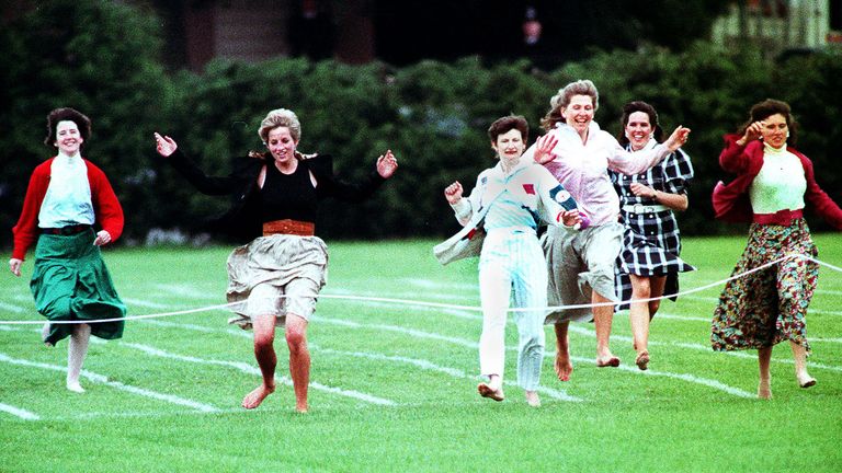 RICHMOND 1991: The Princess of Wales (2nd l) taking part in the Mothers&#39; Race during Wetherby School Sports Day at the Richmond Athletics Club. Prince Harry, her younger son, also competed in the events.