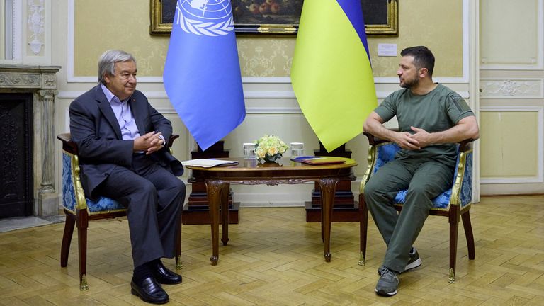 Ukraine&#39;s President Volodymyr Zelenskiy and UN Secretary-General Antonio Guterres attend a meeting, amid Russia&#39;s attack on Ukraine, in Lviv, Ukraine August 18, 2022. Ukrainian Presidential Press Service/Handout via REUTERS ATTENTION EDITORS - THIS IMAGE HAS BEEN SUPPLIED BY A THIRD PARTY.