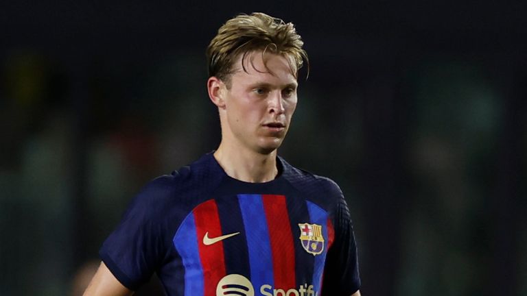 Transfer Update: Chelsea make contact with Barca about De Jong