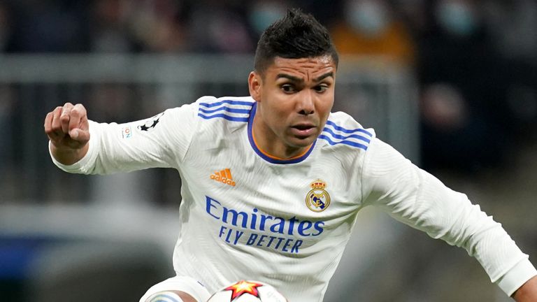 Manchester United have struck a deal with Real Madrid to sign Casemiro, and the player is expected in the UK over the weekend to have his medical and finalise personal terms.