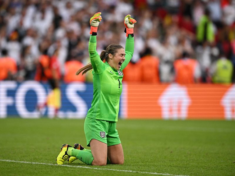 Euro 2022: England goalkeeper Mary Earps says she 'loved every