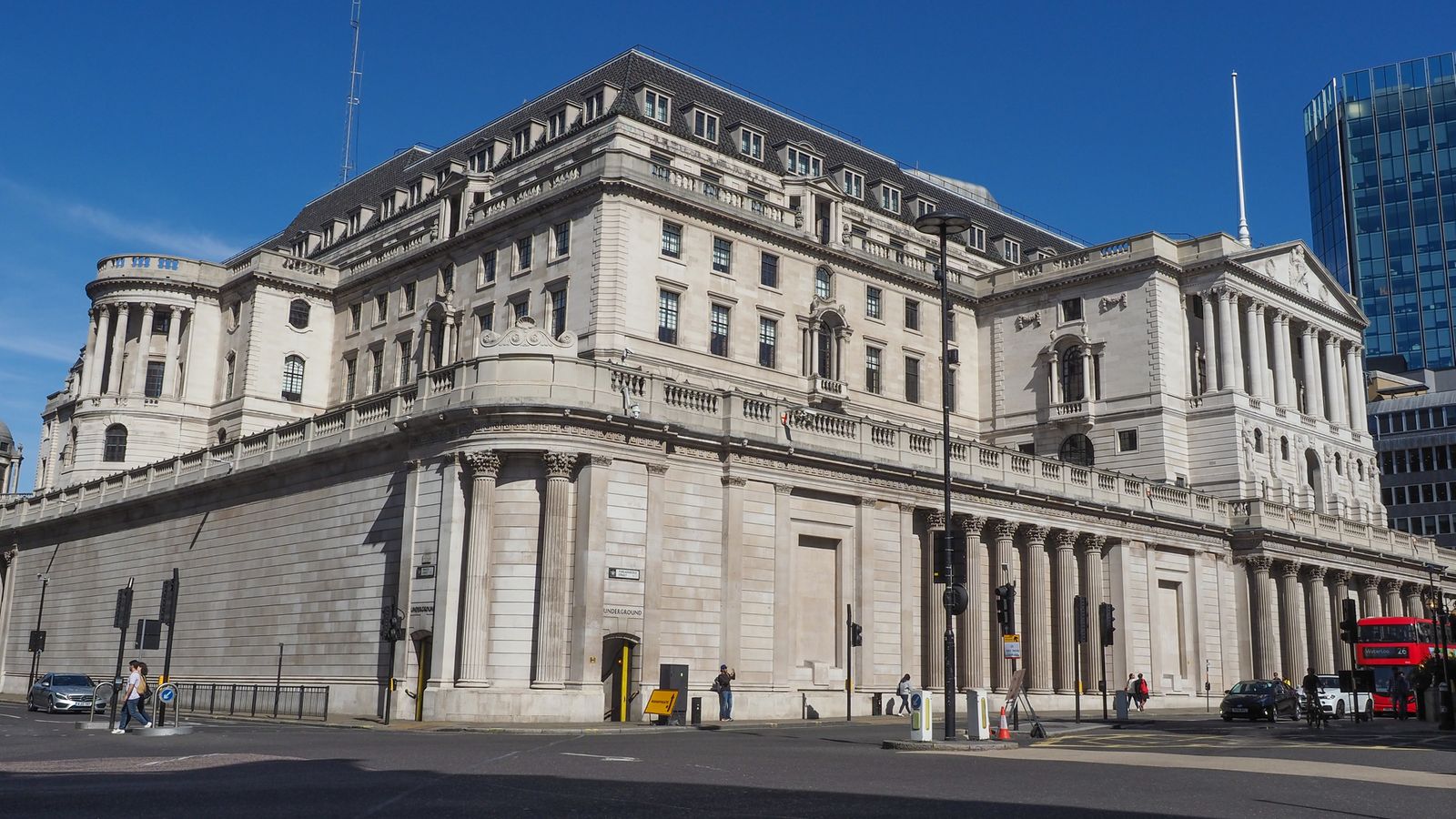 Un responsable de la Banque d’Angleterre critique l’action mini-budgétaire du gouvernement – ​​alors que l’OBR mis à l’écart crée plus d ‘«incertitude» |  Actualité économique