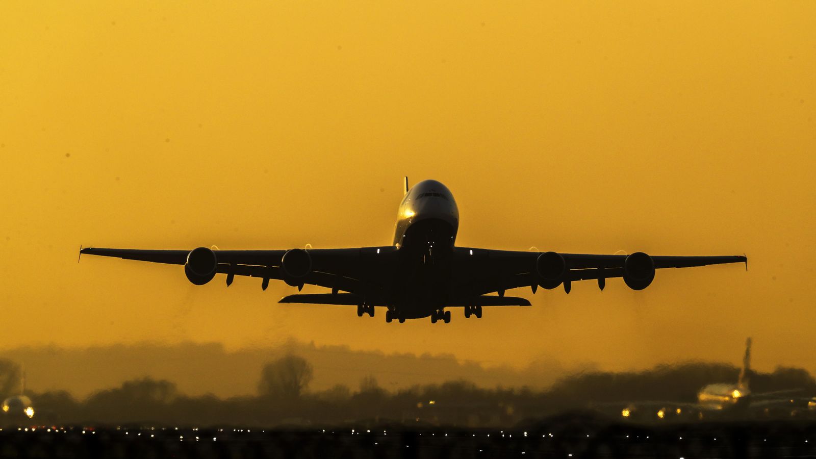Half-term flights 42% more expensive than before pandemic, analysis shows