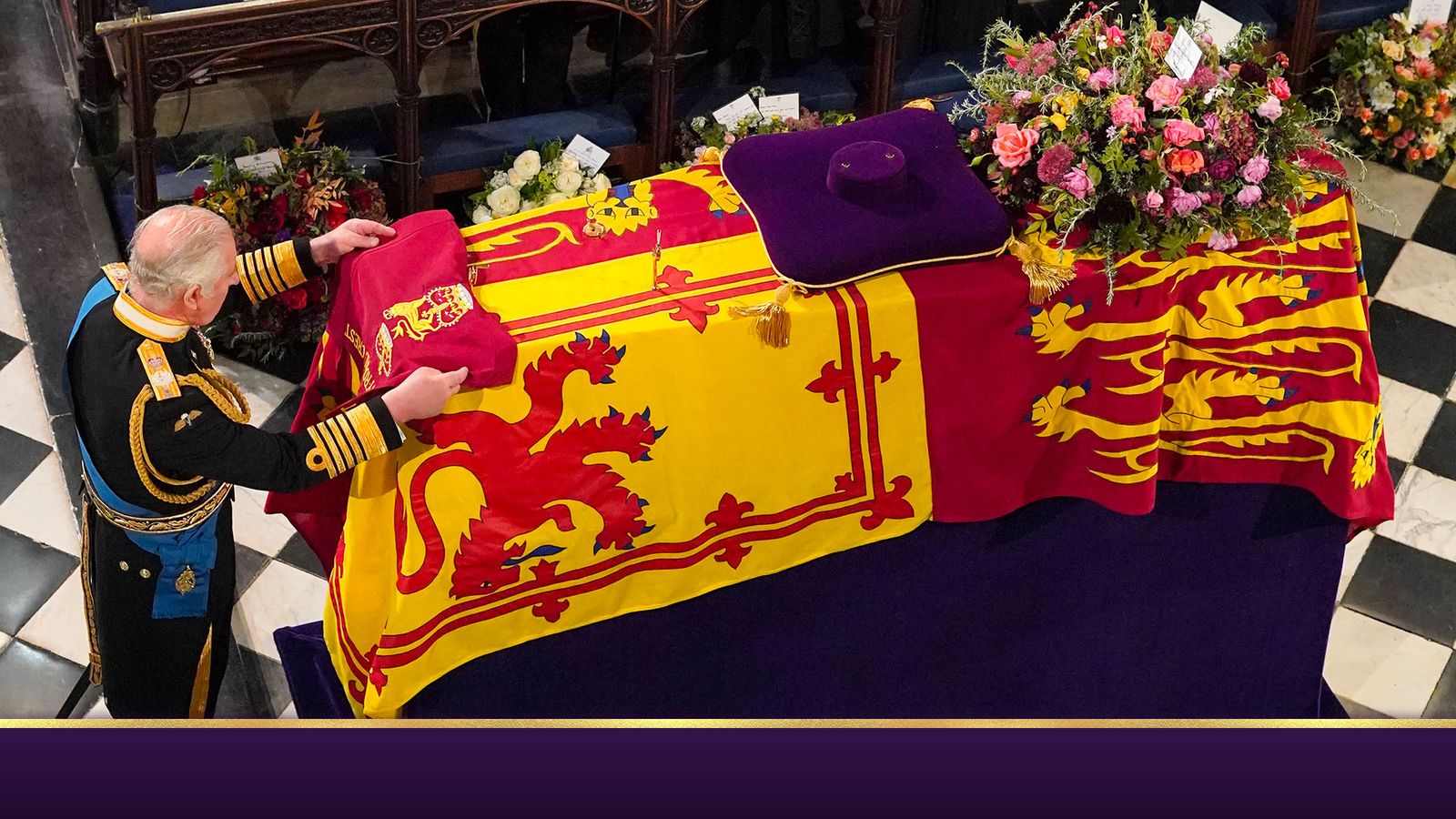 Les adieux du roi alors que le cercueil de la reine est vu en public pour la dernière fois |  Nouvelles du Royaume-Uni