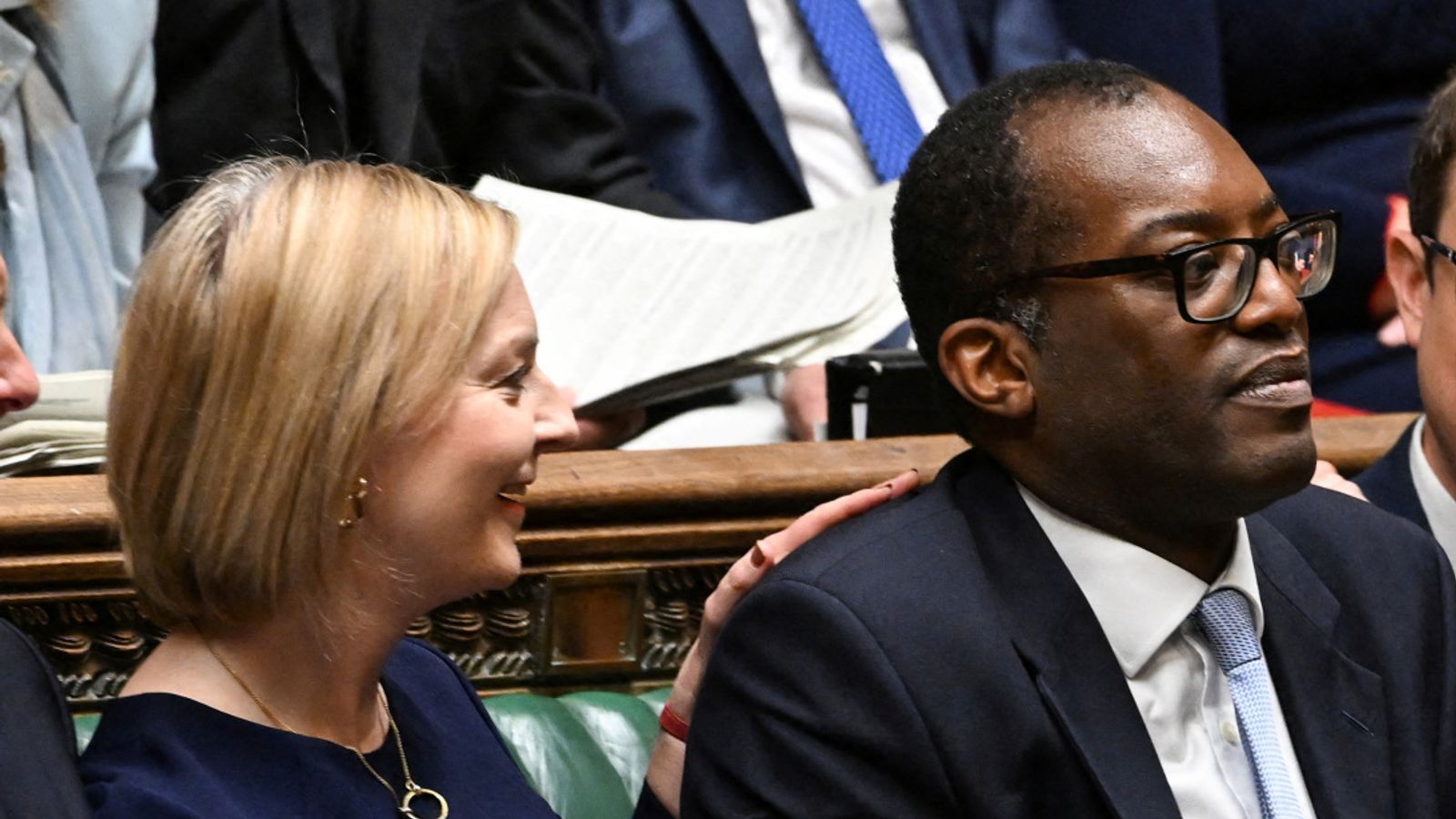 Liz Truss admet la “perturbation” de l’économie britannique mais s’en tient à un mini-budget sans prévisions |  Politique Nouvelles