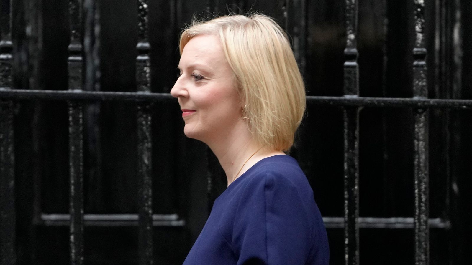 how-the-world-reacted-to-liz-truss-s-resignation