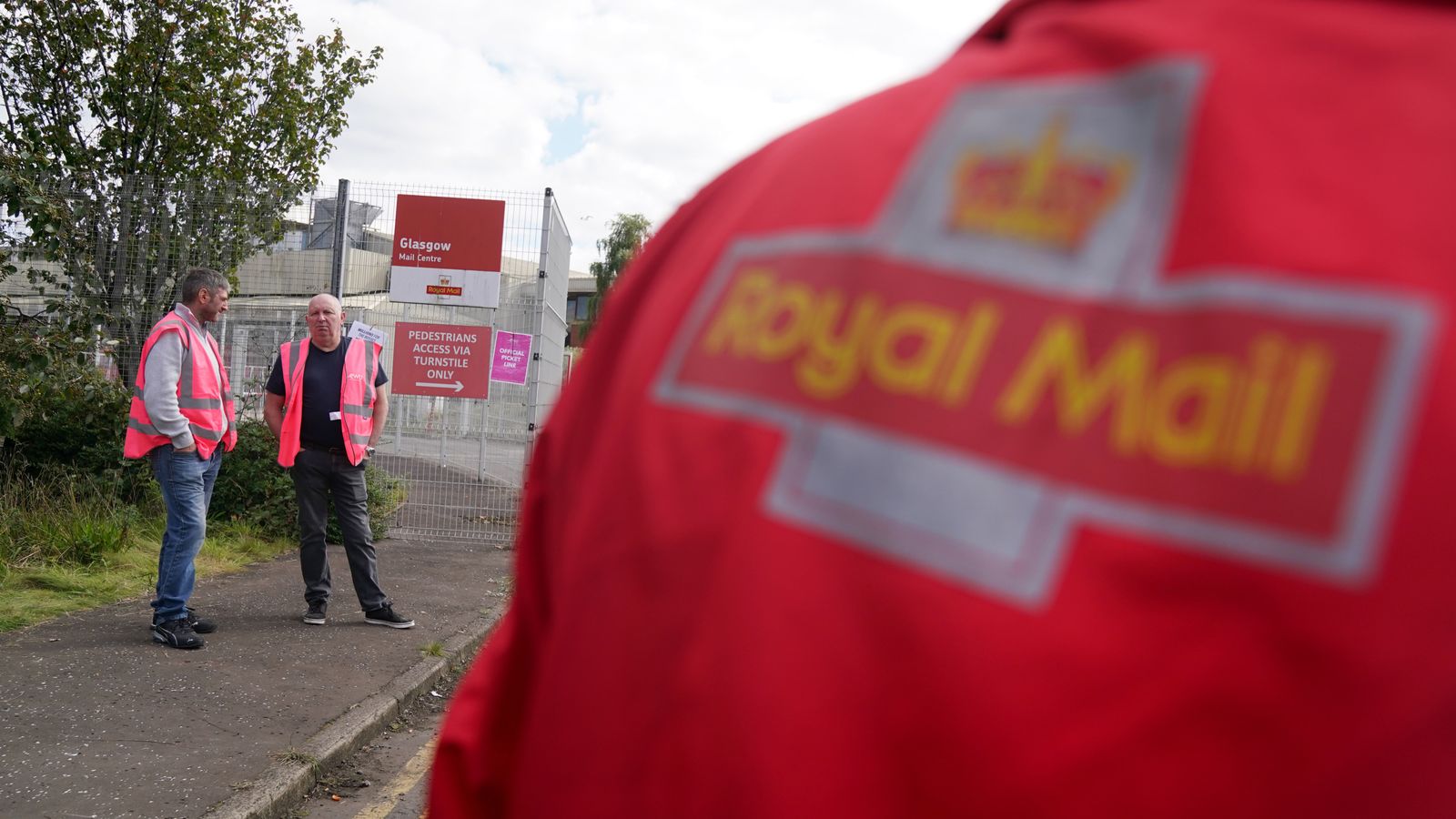 Royal Mail seeks to reduce letter deliveries as strikes plunge parent firm to first half loss