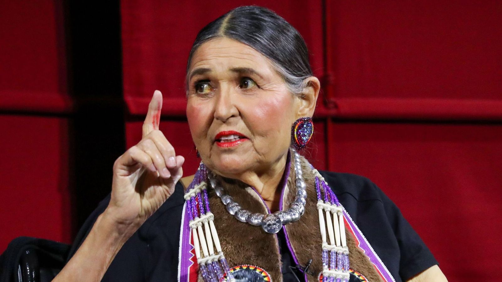 Sacheen Littlefeather, famous for declining Marlon Brando's Oscar, dies weeks after accepting Academy apology
