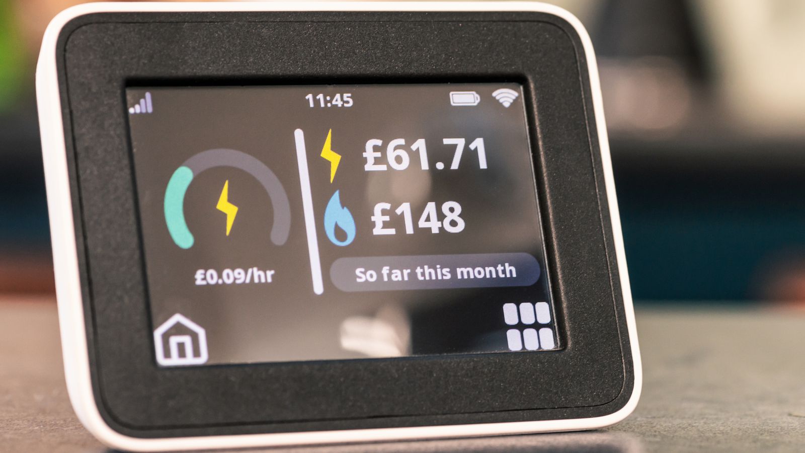 Major energy suppliers to pay £10.8m for not meeting smart meter targets