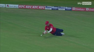 England's second wicket opportunity missed as Hales drops catch!