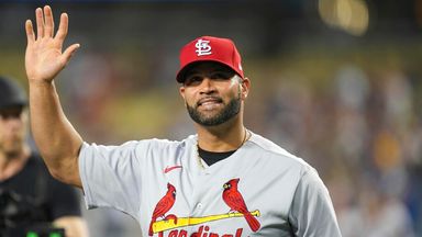 Pujols makes history with 700th home run