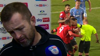 'It's an absolute disgrace' | Jones fumes over penalty shout