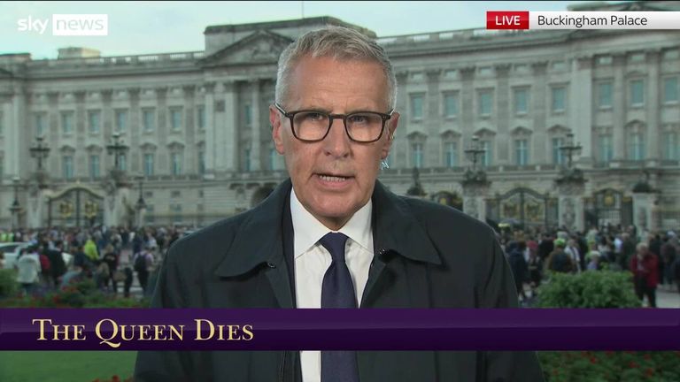 The moment Queen&#39;s death announced