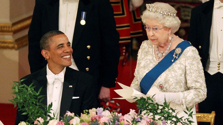 FILE PHOTO: Britain's Queen Elizabeth speaks next to U.S. President Barack Obama during a State Banquet in Buckingham Palace in London, Britain, May 24, 2011. Lewis Whyld/PA Wire/Pool via REUTERS/File Photo