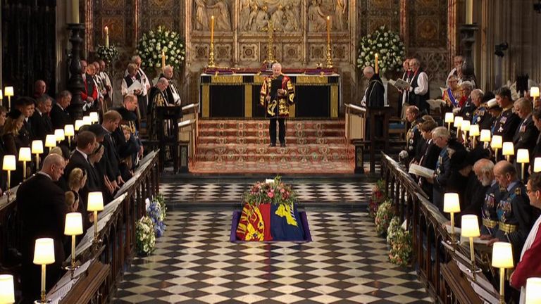 Coffin lowered into royal vault