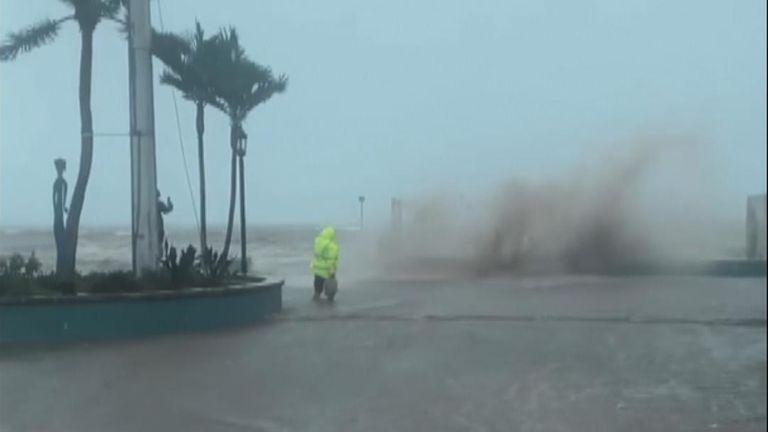 Ortezy Floryda na huragan Ian