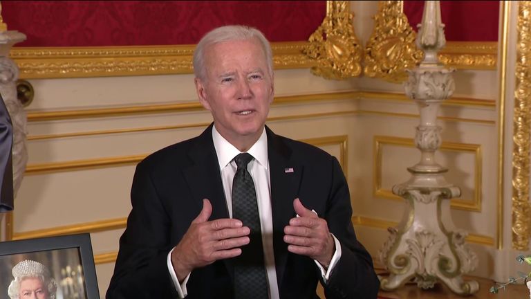 US President Joe Biden makes a poignant tribute to the Queen,