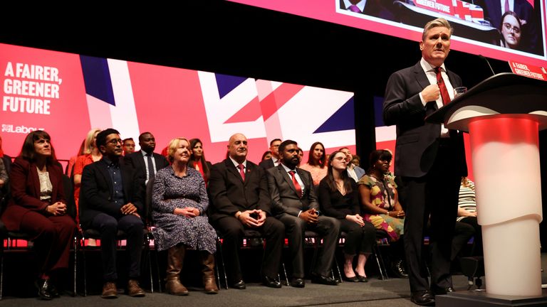 British Labour Party leader Keir Starmer speaks at the Britain&#39;s Labour Party annual conference in Liverpool, Britain, September 27, 2022. REUTERS/Phil Noble