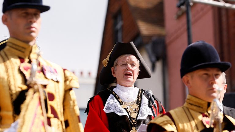 Christine Bateson, Mayor of the Royal Borough of Windsor & Maidenhead, during the ceremony outside Windsor Castle