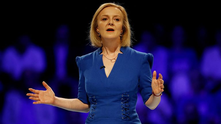 Conservative leadership candidate Liz Truss speaks during a hustings event, part of the Conservative party leadership campaign, in Exeter, Britain, August 1, 2022. REUTERS/Peter Nicholls