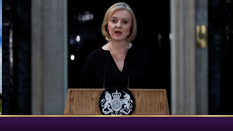 British Prime Minister Liz Truss delivers a speech outside 10 Downing Street after Queen Elizabeth, Britain&#39;s longest-reigning monarch and the nation&#39;s figurehead for seven decades, has died aged 96, according to Buckingham Palace, in Downing Street in London, Britain September 8, 2022. REUTERS/Peter Nicholls
