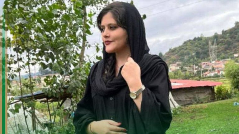 Mahsa Amini.  Photo: Center for Human Rights in Iran