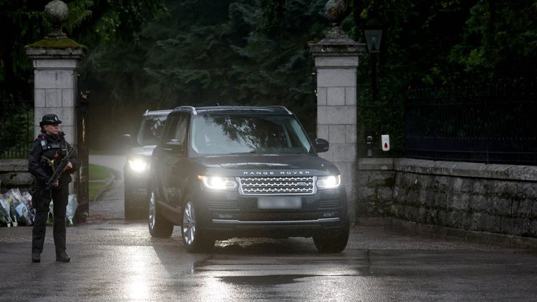 A vehicle carrying Britain's Prince Harry leaves Balmoral Castle following the death of Britain's Queen Elizabeth in Balmoral, Scotland, Britain September 9, 2022. REUTERS/Russell Cheyne...