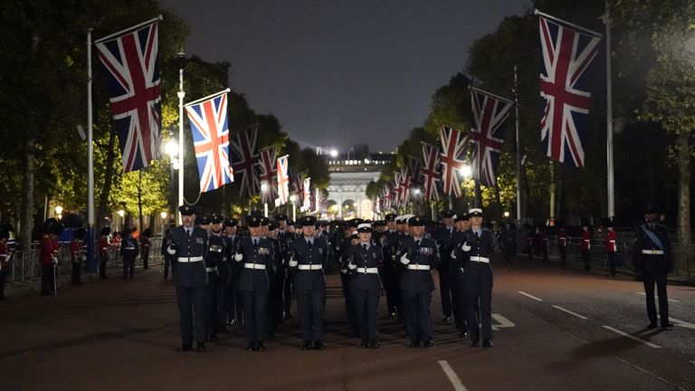 A rehearsal for the Queen&#39;s funeral procession