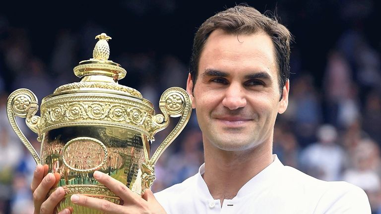 Roger Federer, 2017'de Wimbledon'ı kazandı. Pic: AP
