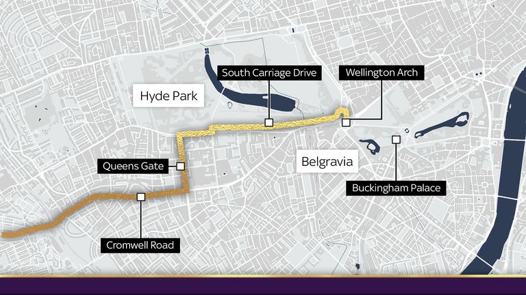 The route the hearse will take from Wellington Arch on it&#39;s way out of London