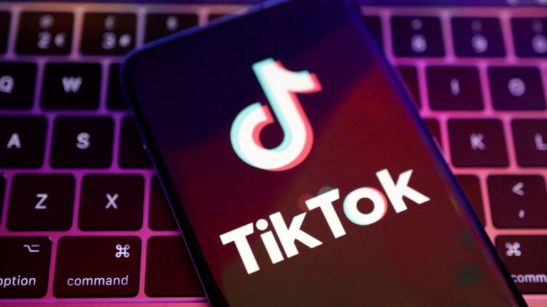 FILE PHOTO: TikTok app logo is seen in this illustration taken, August 22, 2022. REUTERS/Dado Ruvic/Illustration/File Photo
