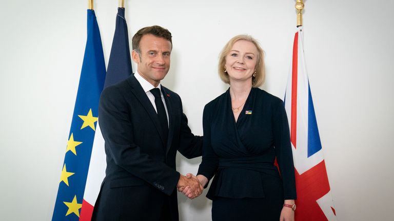 Liz Truss and Emmanuel Macron shake hands ahead of first meeting since Truss becomes PM 
