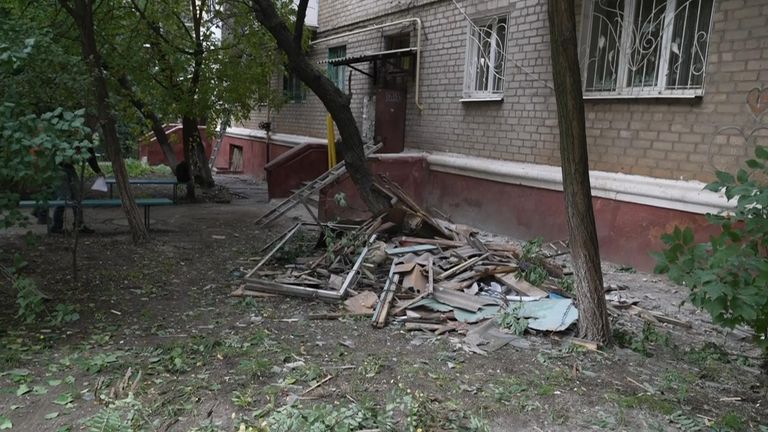 Ukraine: Donetsk region under fire from Russian rockets as independence referendums take place