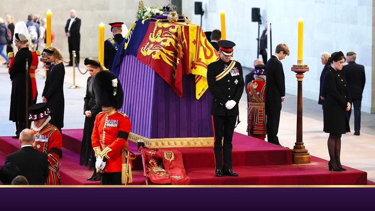Prince Harry and the Queen&#39;s other grandchildren stand vigil around her coffin