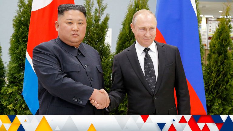  Russian President Vladimir Putin, right, and North Korea&#39;s leader Kim Jong Un shake hands during their meeting in Vladivostok, Russia, April 25, 2019
PIC:AP
