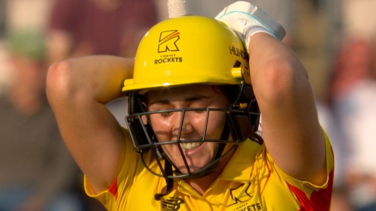 Sciver’s sixes spark dramatic end to Eliminator