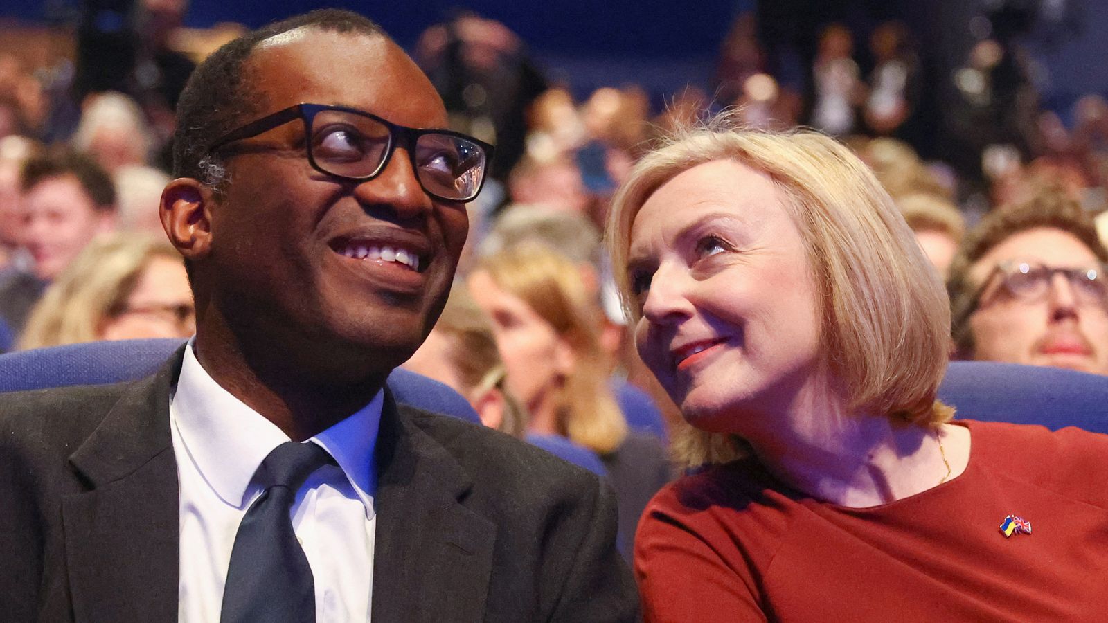 Truss and Kwarteng U-turn on plan for 45p tax rate cut for highest earners