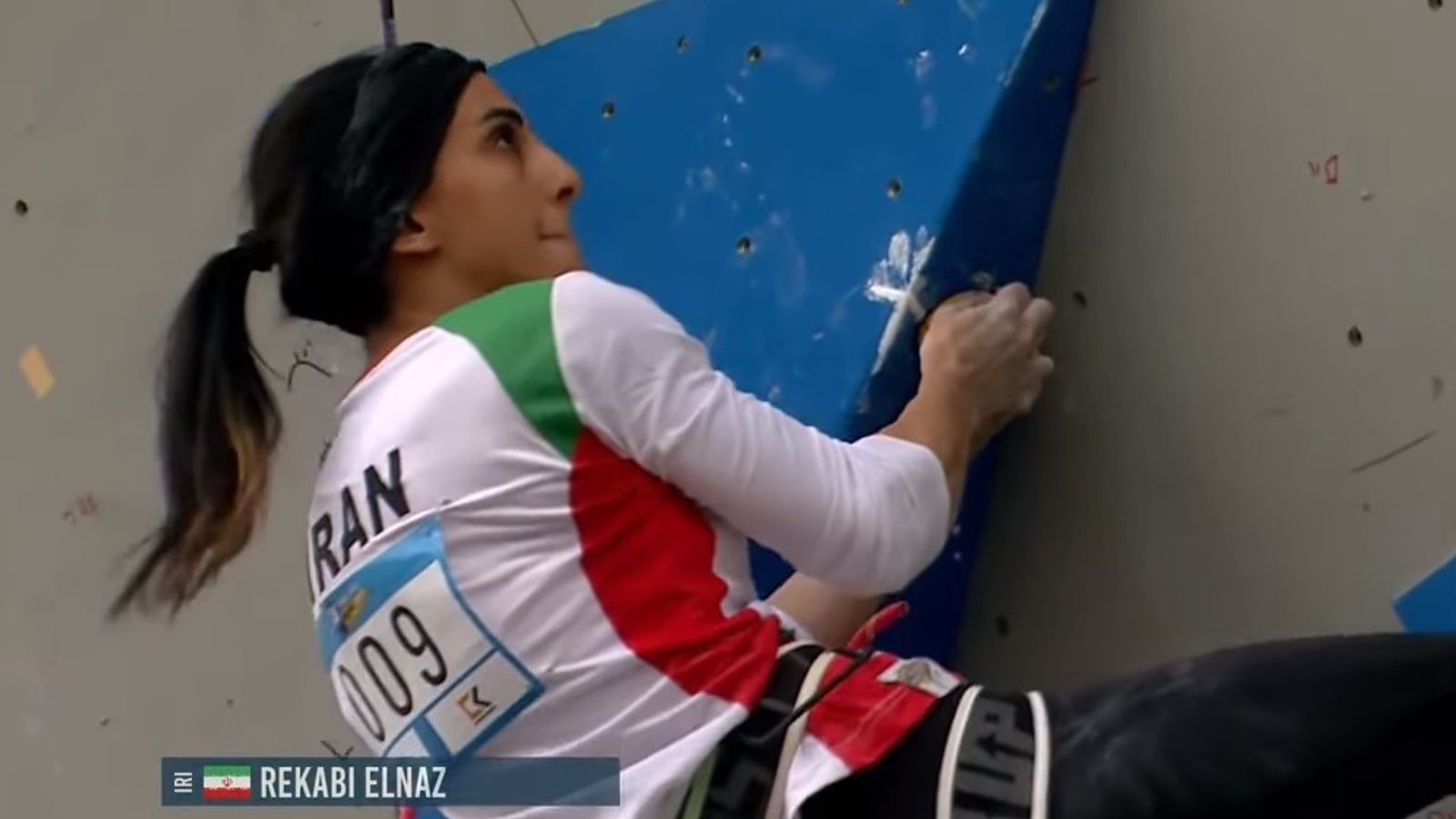 Iranian climber Elnaz Rekabi who competed without hijab says it was 'completely unintentional'