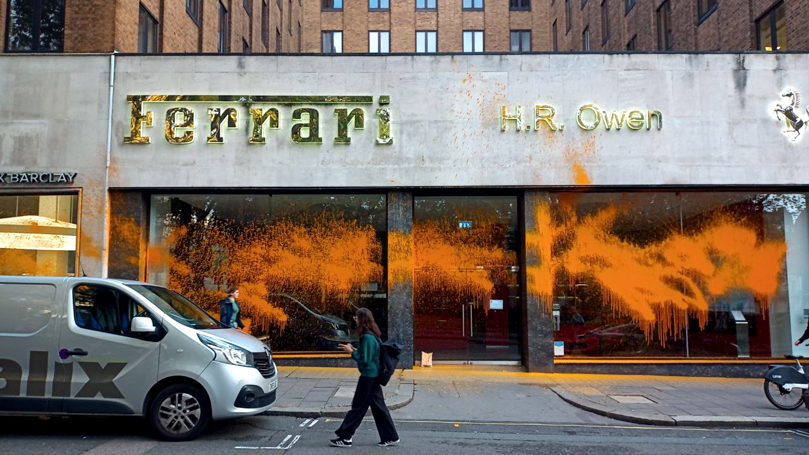 Just Stop Oil protesters spray paint over Bentley, Ferrari and Bugatti showrooms in London