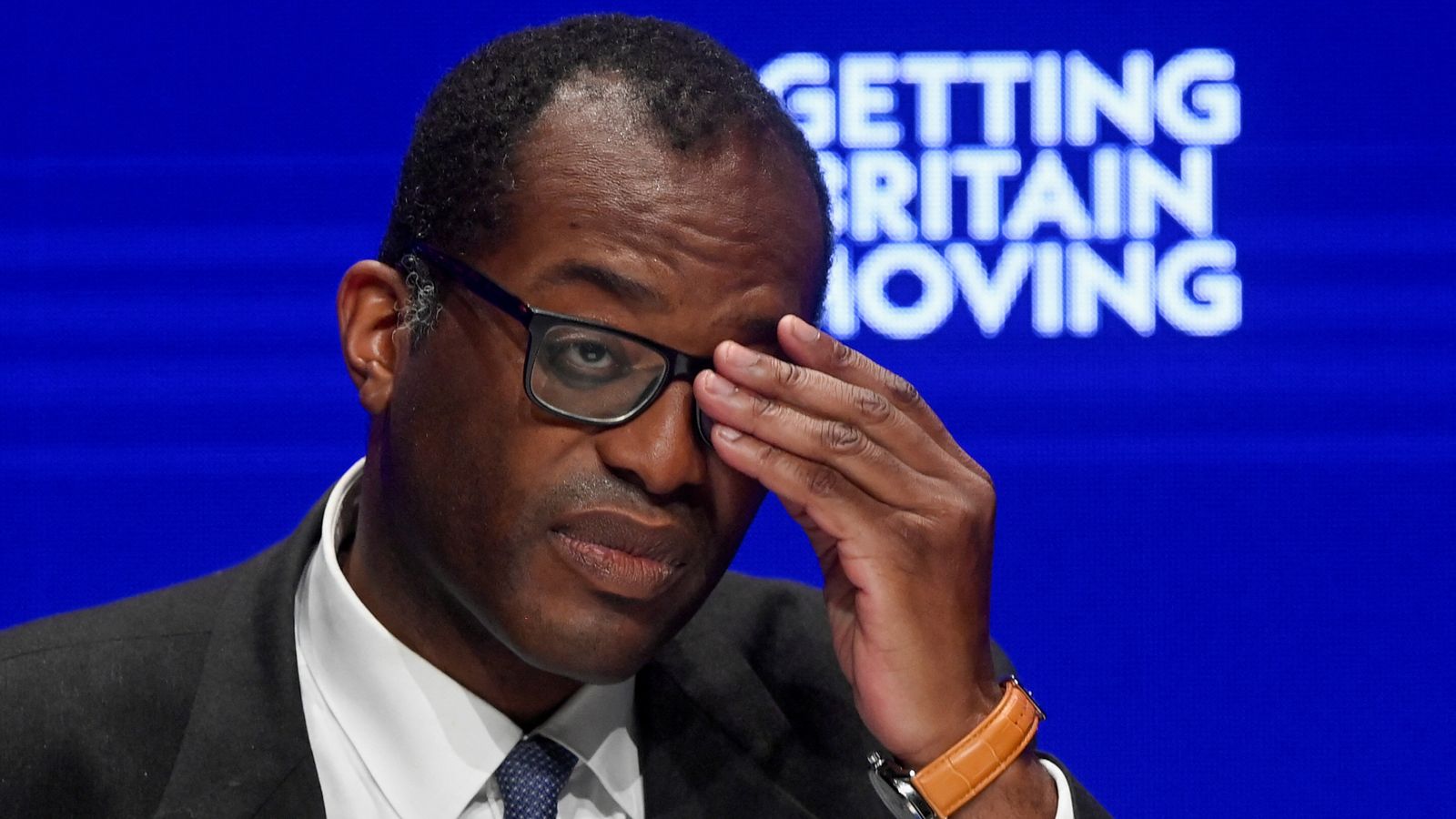 Chancellor Kwasi Kwarteng to return to London from Washington early as major mini-budget U-turn expected 