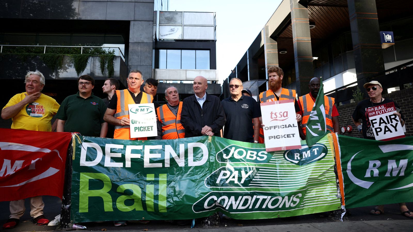 'Bad smell': Union boss Mick Lynch criticises government as rail strike causes disruption