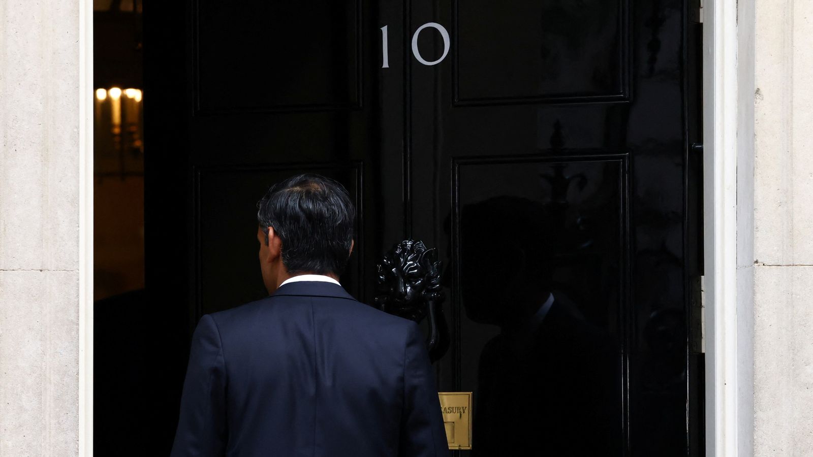 Rishi Sunak prepares for his first PMQs in top job - as details of call with Joe Biden emerge